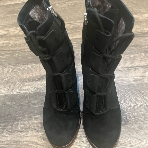 ED by Ellen Wallee Ankle Boots - Picture 7 of 12